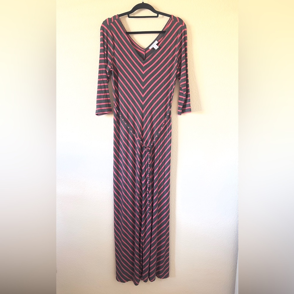 NWOT Motherhood Striped V-Neck Maternity Dress in Pink and Gray